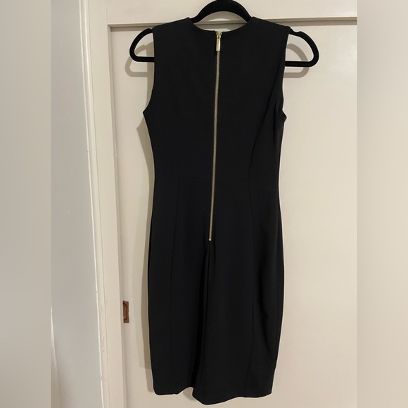 Sleeveless Sheath Calvin Klein Dress in Black Size 2 - Picture 4 of 7